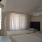 Cane Ξενοδοχείο